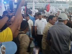 Bobby Nasution Turut Hadir saat Prabowo Konsolidasi Partai KIM di Medan