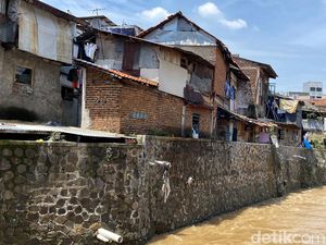 Pencarian Santri Hanyut di Sungai Cikapundung Dihentikan Pencarian Santri Hanyut di Sungai Cikapundung Dihentikan