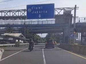 Pemotor Nyelonong Masuk Tol Jagorawi Hendak ke Puncak Tak Punya SIM Pemotor Nyelonong Masuk Tol Jagorawi Hendak ke Puncak Tak Punya SIM