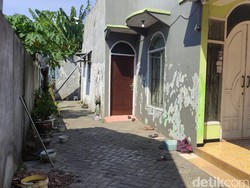 Teror Tetangga di Sidoarjo Lempar Batu dan Genting Dilaporkan ke Polisi