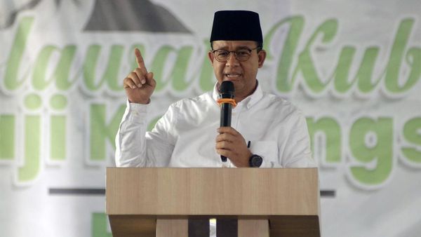 Anies Hadiri Haul Akbar KH Abdul Chalim dan KH Maksum di Lampung
