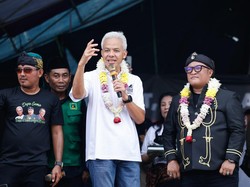 Serap Aspirasi di Karawang, Ganjar Siap Beri Fasilitas buat Inovasi Warga