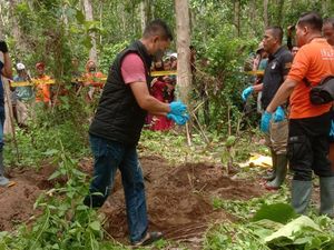 Ditemukan Tanda Bekas Kekerasan, Kakek Jalal Diduga Jadi Korban Pembunuhan Ditemukan Tanda Bekas Kekerasan, Kakek Jalal Diduga Jadi Korban Pembunuhan