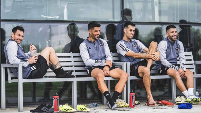 Lionel Messi, Luis Suarez