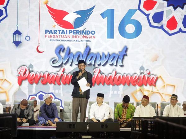 Momen Mahfud Md Hadiri Salawat Persatuan Indonesia di Lamongan