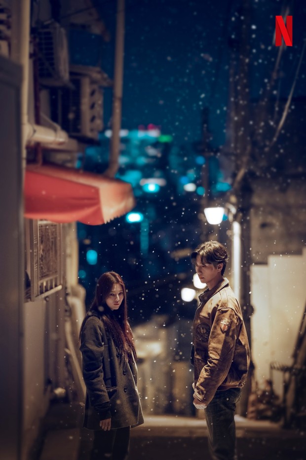 Park Seo Joon dan Han So Hee di Drama Gyeongseong Creature / Foto : x.com/Netflixkcontent