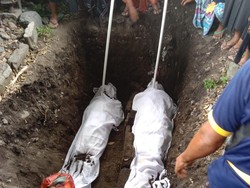 Ketua Pecalang yang Bunuh Diri Bareng Istri Dikuburkan Satu Liang Lahad