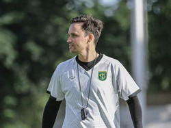 Paul Munster Tak Keder Jalani Laga Away Perdana Persebaya di Liga 1