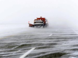 Dampak Badai Kencang yang Hantam Timur Laut AS Dampak Badai Kencang yang Hantam Timur Laut AS