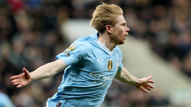 Soccer Football - Premier League - Newcastle United v Manchester City - St James' Park, Newcastle, Britain - January 13, 2024 Manchester City's Kevin De Bruyne celebrates scoring their second goal REUTERS/Scott Heppell NO USE WITH UNAUTHORIZED AUDIO, VIDEO, DATA, FIXTURE LISTS, CLUB/LEAGUE LOGOS OR 'LIVE' SERVICES. ONLINE IN-MATCH USE LIMITED TO 45 IMAGES, NO VIDEO EMULATION. NO USE IN BETTING, GAMES OR SINGLE CLUB/LEAGUE/PLAYER PUBLICATIONS.