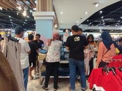 Niat Belanja Bulanan di Transmart Full Day Sale, Wanita Ini Kepincut Pakaian Anak
