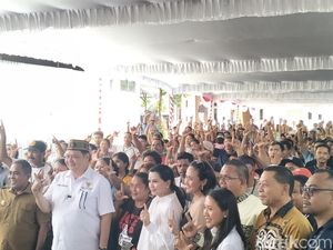 Jokowi Perpanjang Bantuan Beras dan BLT Jelang Pemilu, Airlangga Bantah Politis