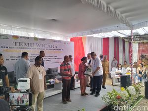 Pemerintah Impor 6,5 Juta Ton Beras untuk Bantuan Pangan El Nino Pemerintah Impor 6,5 Juta Ton Beras untuk Bantuan Pangan El Nino