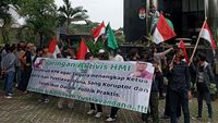 Aksi Damai Desak Pimpinan KPK Segera Periksa Ketua PPATK