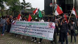 Aksi Damai Desak Pimpinan KPK Segera Periksa Ketua PPATK