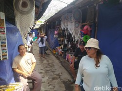 Pedagang Candi Borobudur Bakal Direlokasi Usai Lebaran