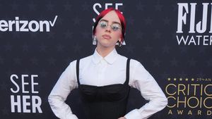 10 Gaya Memukau di Critics Choice Awards 2024, Billie Eilish Pamer Lekuk Tubuh
