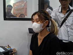 Terungkap! Selebgram Lombok Buka Arisan Fiktif demi Judi Slot