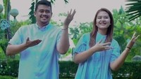 Gaya Bobby-Kahiyang Joget Gemoy di TikTok