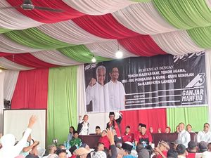 Mahfud Bicara Hukum Sarana Sejahterakan Rakyat: Sikat Ofensif yang Korupsi!