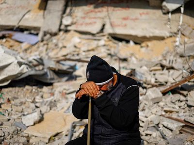 Israel Terus Serang Gaza, 60 Orang Tewas dalam Semalam