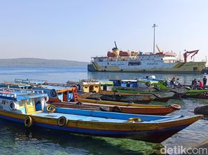 Cuaca Buruk, Kapal Tujuan Larantuka Putar Balik ke Kupang-Pelayaran Ditutup