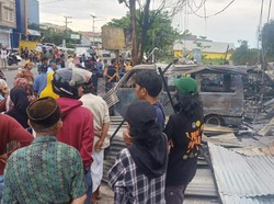 Kebakaran Hanguskan 11 Kios di Jeneponto, Kerugian Ditaksir Rp 2 Miliar