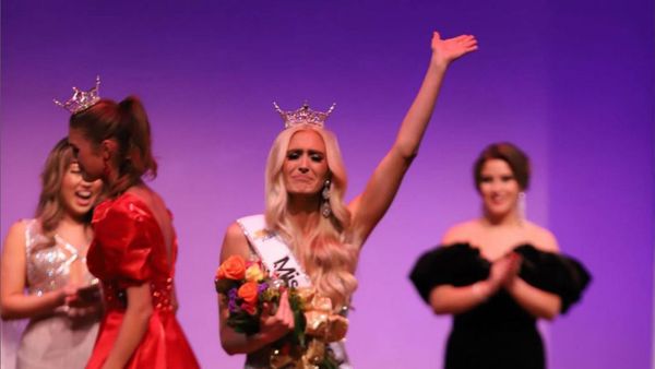 8 Potret Madison, Pilot Pesawat Tempur Cetak Sejarah Menang Miss America
