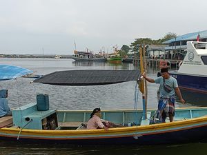 Pemuda Probolinggo Tewas Terlilit Tali Jangkar Perahu Saat Antar Pemancing