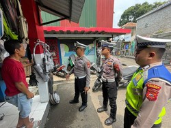 Cara Polisi Cimahi Perangi Knalpot Brong Seliweran di Jalan