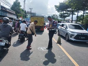 Pikap Tabrak Angkot hingga 5 Gerobak di Puncak Bogor, Pejalan Kaki Luka