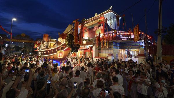 Melihat Festival Wangkang, Ritual Mengusir Roh Jahat di Malaysia