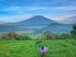Pesona Bukit Cinta Pangi, Destinasi Wisata Tersembunyi di Bali Timur Pesona Bukit Cinta Pangi, Destinasi Wisata Tersembunyi di Bali Timur