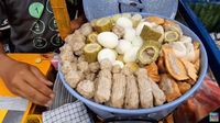 20 Siomay Gerobakan Rp 10 Ribu Ada di Sini!