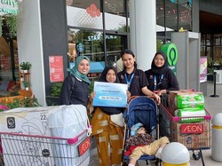 Syukur Ibu Ariqah Dapat Stroller Baru hingga Sembako Berkat Sahabat Baik