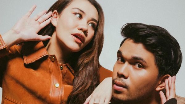 5 Gaya Aaliyah & Thariq Halilintar di Pemotretan Terbaru, Mesra Bikin Gemas