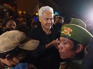 Ganjar Menginap di Rumah Warga Banjarnegara, Begini Momennya Ganjar Menginap di Rumah Warga Banjarnegara, Begini Momennya