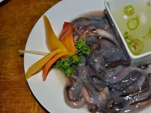 Geli-geli Nikmat, 5 Makanan Populer Berbahan Cacing Geli-geli Nikmat, 5 Makanan Populer Berbahan Cacing
