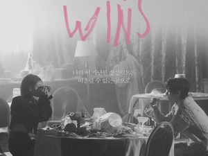 IU Rilis Poster Comeback Love Wins, Ada V BTS IU Rilis Poster Comeback Love Wins, Ada V BTS