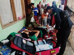 3 Orang Jadi Korban Tertimpa Pohon Imbas Angin Kencang di Pamekasan