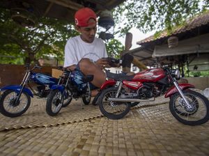 Kreatif! Limbah Pipa Paralon Disulap Jadi Miniatur Motor Jadul Kreatif! Limbah Pipa Paralon Disulap Jadi Miniatur Motor Jadul