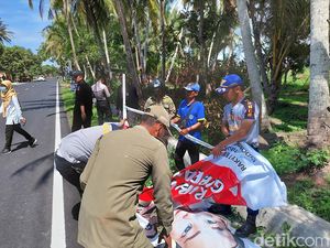 APK Roboh Bikin Pemotor Celaka di Kulon Progo, Bawaslu Lakukan Penertiban