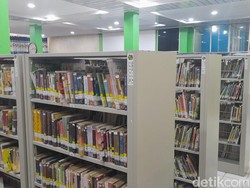 Tingkatkan Literasi Warga, Pemkot Medan Tempel Barcode E-book di Ruang Publik