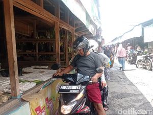 Melihat Pasar Drive Thru di Pusat Kota Tasikmalaya