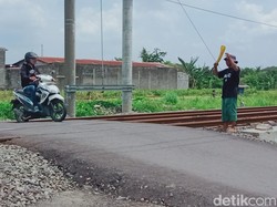 Cerita Penjaga Perlintasan Lokasi Laka Maut KA Gaya Baru Vs Agya di Prambanan