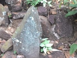 Ramai Temuan Menhir dan Punden Berundak di Gunung Walat Sukabumi Ramai Temuan Menhir dan Punden Berundak di Gunung Walat Sukabumi