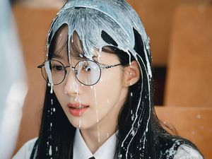 8 Transformasi Park Min Young di Marry My Husband, Dari Culun Jadi Stylish