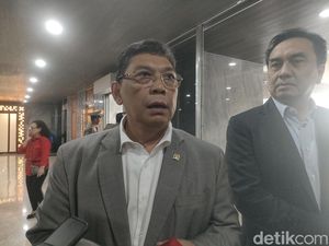 Maruarar Sirait Sempat Telepon Utut Sebelum Pamit dari PDIP Maruarar Sirait Sempat Telepon Utut Sebelum Pamit dari PDIP