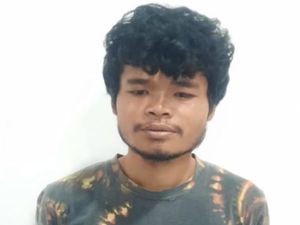 Tampang Pelaku Pemerkosaan Mahasiswi di Pinggir Jalan Toraja Utara Tampang Pelaku Pemerkosaan Mahasiswi di Pinggir Jalan Toraja Utara