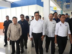 Jusuf Kalla Dampingi Anies Kampanye di Bone Sulsel Jusuf Kalla Dampingi Anies Kampanye di Bone Sulsel